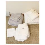 WHITE AND GRAY SOFT SHEETS FULL SZ.