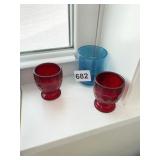 3 GLASS 2 RUBY ONE BLUE