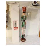 NUTCRACKER HOLLYWOOD SEE HAT DAMAGE