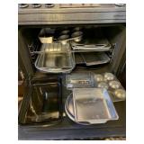 BAKING PANS