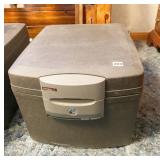 SENTRY SAFE FIREPROOF / WATERPROOF SAFE F3300,