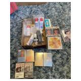 CASSETTES, MARKERS, CD