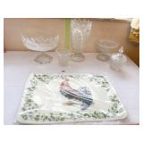 6 ROOSTER PLACEMATS NEW, PRESSED GLASS CENTER PC.
