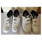 SZ 10.5 VELCRO SHOES