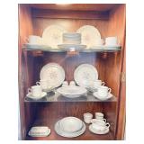 SET OF INTERNATIONAL STONEWARE JAPAN SERVICE FOR