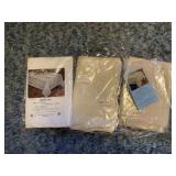 3 NEW QUAKER LACE RECTANGULAR TABLECLOTHS
