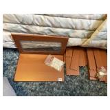 CABINET W/ GLASS DOOR NEEDS ASSEMBLED NO