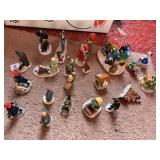 CHRISTMAS VILLAGE PIECES INCLUDING LEMAX