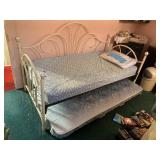 TRUNDEL BED 2 MATTRESSES FLORAL DESIGN HAS BEEN