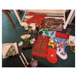 PHOTO TREE AND OTHER DECORATIONS AND CANDLES