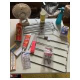 ANKLE WITH COAT HANGERS FOR PANTS