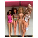 3 BARBIES AND 1 CLONE