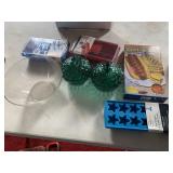 CURL A DOG AND ICE TRAYS