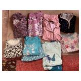 8 WOMENï¿½S 3X PAJAMA SETS, NICE CONDITION!