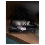 DVD PLAYER W/ REMOTE