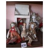 PORCELAIN DOLLS INCLUDING CLOWN