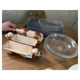 HOT DOG HOLDERS AND GLASS LASAGNA TRAY