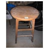 WOOD 24" STOOL