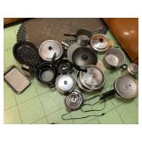 PRESSURE COOKER AND OTHER ROASTERS CHEESE GRATER