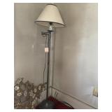 4.5 FT FLOOR LAMP WITH SHADE