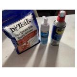 DR TEALS AND WD40 HALF FULL AND FULL HAND