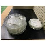 ETCHED DESIGN LUNCHEON PLATES PRINCESS PATTERN 17