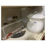 ENGLAND LARGE CHAMBER POT, TRIVET, SHARP KNIFE