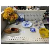 WOODEN HOLLAND SHOE, DUTCH MINI CUPS WITH