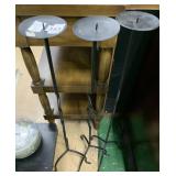 33 INCHES HIGH A ZIGZAG CENTER IRON CANDLE STANDS