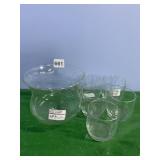 GLASS SHADE FOR HURRICANE LAMP AND 5 GLASS