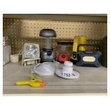 BATTERY OP LAMPS, CEILING SOCKETS