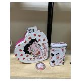 BETTY BOOP TIN WITH TABLET AND PENCIL HEART
