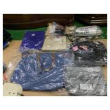 3 X TOPS PURSES AND TOTE BAGS