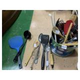 LARGE GROUP OF KITCHEN UTENSILS, TONGS, SPOONS