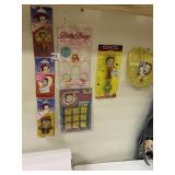 BETTY BOOP RINGS ON CARD, CAPS, AIR FRESHENERS