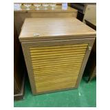 OAK SINGLE DOOR CABINET