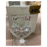MOBEX CRYSTAL FIGURES HEART W/ 2 SITTING BEARS