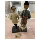 2 SINGAPORE DOLLS WOOD BASE