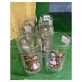HOLLY HOBBY SET OF 8 GLASSES