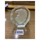 CARVED EAGLE PAPER WEIGHT