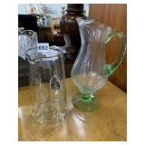 APPLIED HANDLE GREEN PICTURE AND CLEAR WATER