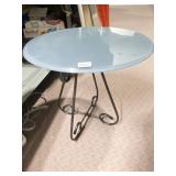 FOLDING BASE FROSTED GLASS 24" TOP