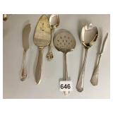 SILVER PLATE SERVING PIECES AND LIFTER