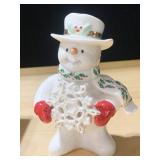LENOX SNOWY GIFT SNOWMAN FIGURINE 5.75" H NIB