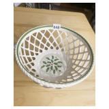 LENOX HOLIDAY 10.5" BREADBASKET