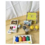 TREE LIGHT BULBS, FLASH BULBS, KING EDWAR, USA