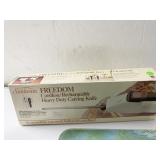 SUNBEAM FREEDOM CORDLESS RECHARGEABLE CARVING