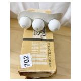 SYLVANIA 7.5 WATT 10 LIGHTS FULL SZ. BASE