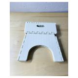 FOLDING STEP STOOL