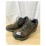 NEW BALANCE SZ. 11 SHOES NEW